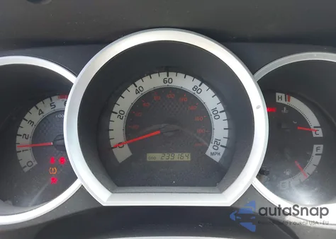 2013 Toyota Tacoma Base V6 z USA, uszkodzony, nr VIN 5TFLU4EN6DX076221